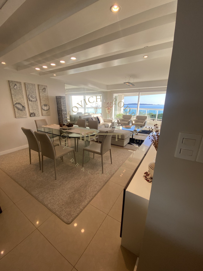Apartamento ID.2636 - Aquarela alquiler temporal tres dormitorios en suite. Punta del Este