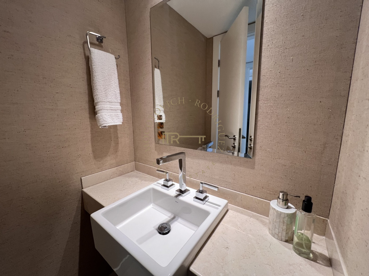 Apartamento ID.23 - Aquarela apartamento en alquiler 2 dormitorios - Playa Mansa Punta del Este