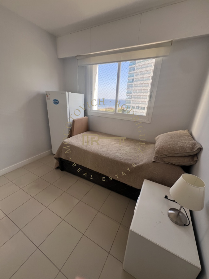 Apartamento ID.2813 - Alquiler de verano Dos dormitorios y dep. de servicio. 