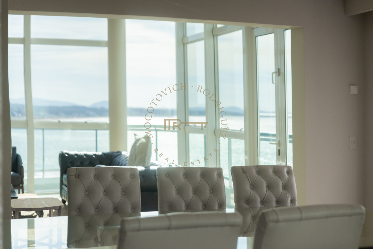 Apartamento ID.7 - Aquarela duplex en venta 4 dormitorios en venta. Playa Mansa. Punta del Este