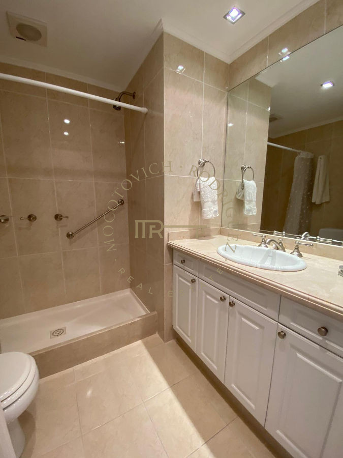 Apartamento ID.513 - Le Jardin apartamento en venta tres dormitorios y dependencia.