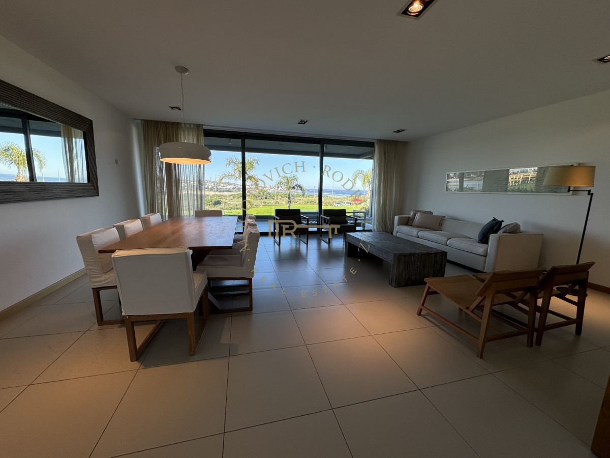 Apartamento ID.2842 - Tiburón Terrazas en venta 3 dorm y dep. 
