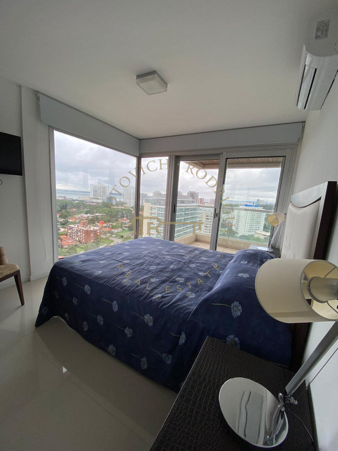Apartamento ID.539 - Icon Brava. Apartamento  en venta 2 dormitorios 2 baños. Playa Brava  Punta del Este