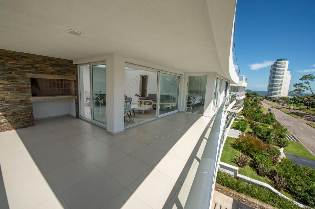 Apartamento ID.552 - Apartamento en venta- Playa Mansa