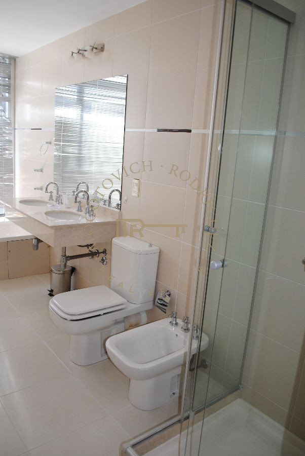 Apartamento ID.56 - Apartamento en venta tres dormitorios- Mansa- Conrad