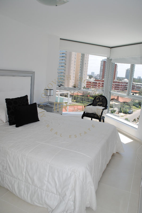 Apartamento ID.56 - Apartamento en venta tres dormitorios- Mansa- Conrad