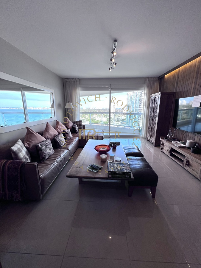 Apartamento ID.2010 - Alquiler de temporada Aquarela 2 dormitorios +dep. Punta del Este