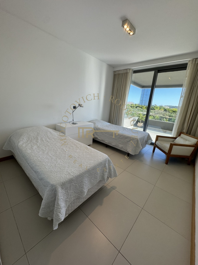 Apartamento ID.2842 - Tiburón Terrazas en venta 3 dorm y dep. 