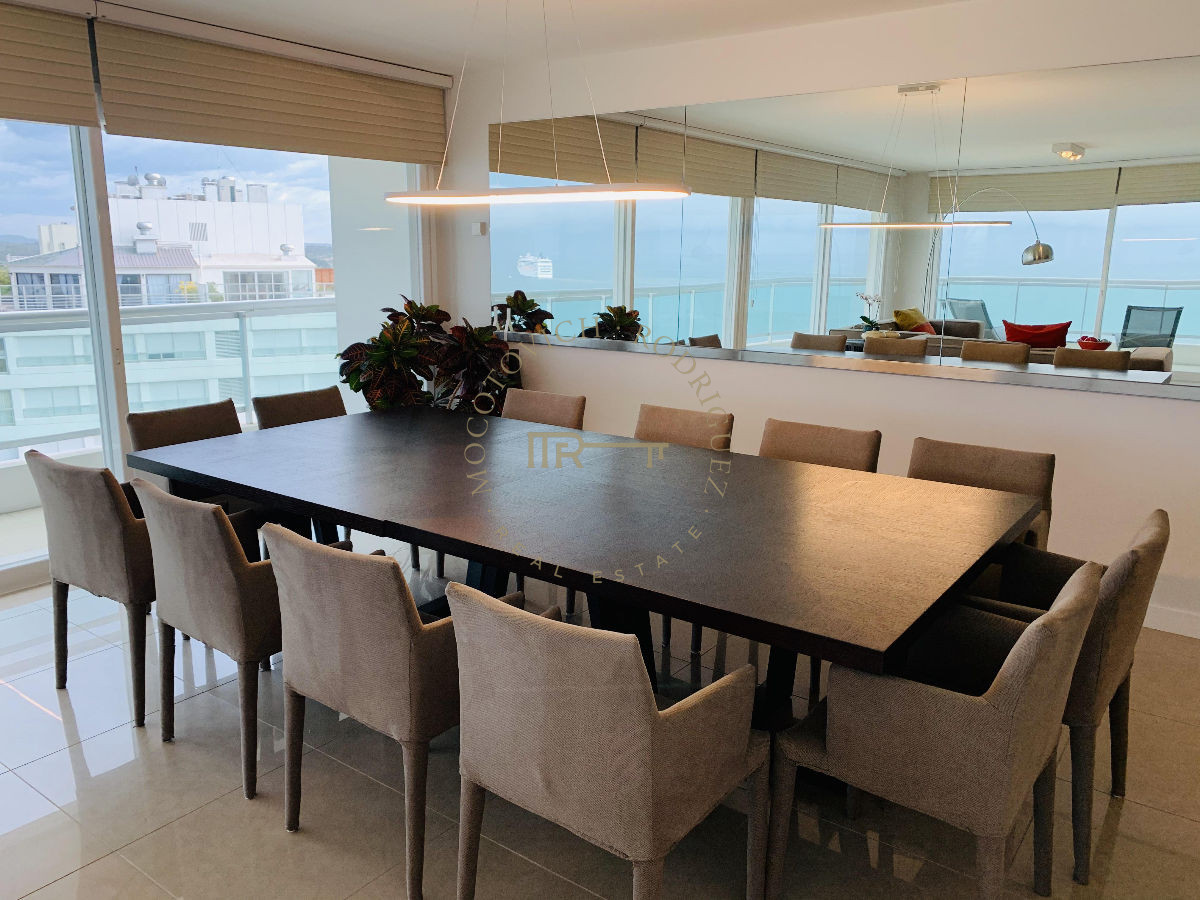 Apartamento ID.5 - Apartamento en alquiler temporada 2024 Aquarela 4 dormitorios y dep. de servicio Playa Mansa