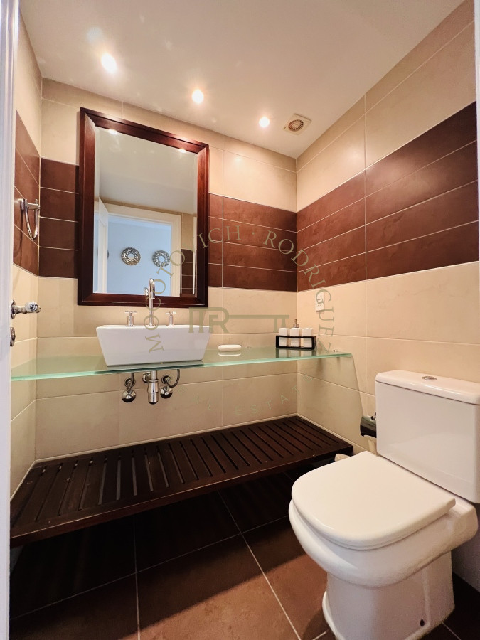 Apartamento ID.288 - Imperiale en venta 3 dormitorios + dep. de servicio. Vista al mar - Playa Brava