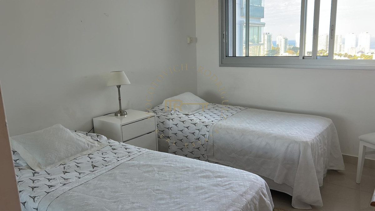Apartamento ID.4168 - Alquiler temporada apartamento de 2 dormitorios y 2 baños Miami Boulevard