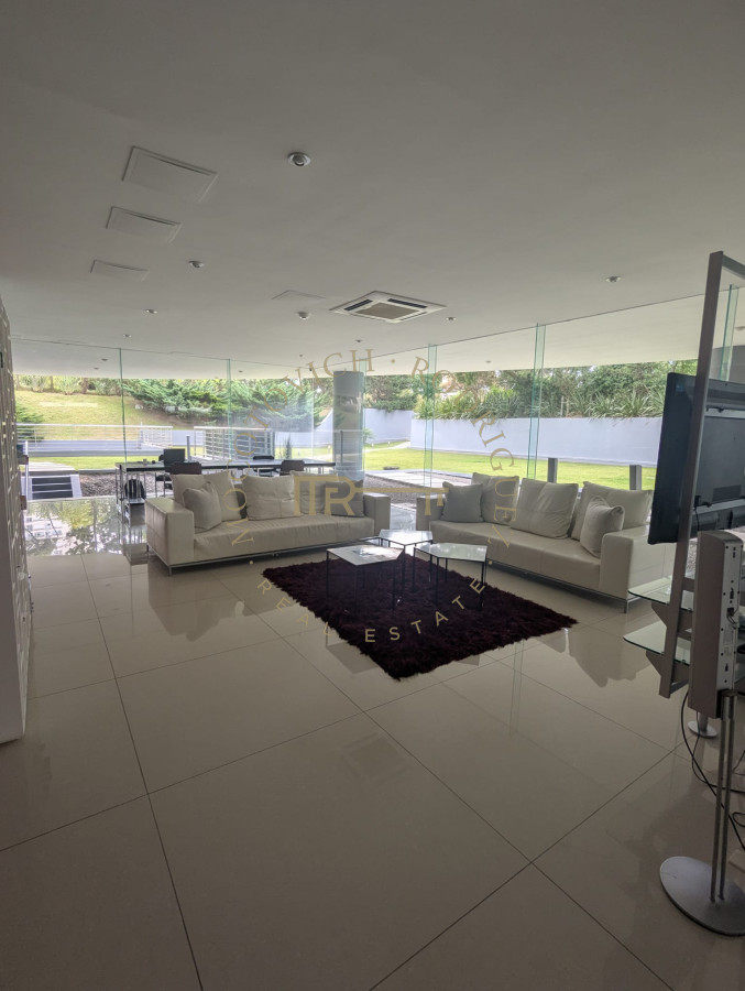 Apartamento ID.3609 - Alquiler anual apartamento de 2 dormitorios y 2 baños. 