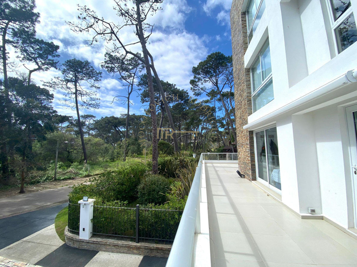 Apartamento ID.617 - Apartamento en alquiler Punta del Este - alquiler 2 dormitorios 