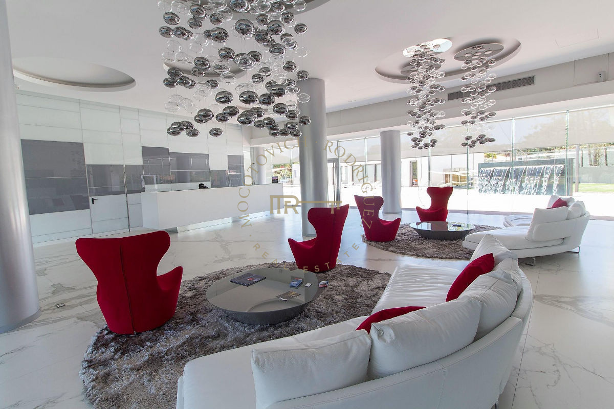 Apartamento ID.61 - Apartamento de 3 dormitorios en alquiler anual. Punta del Este