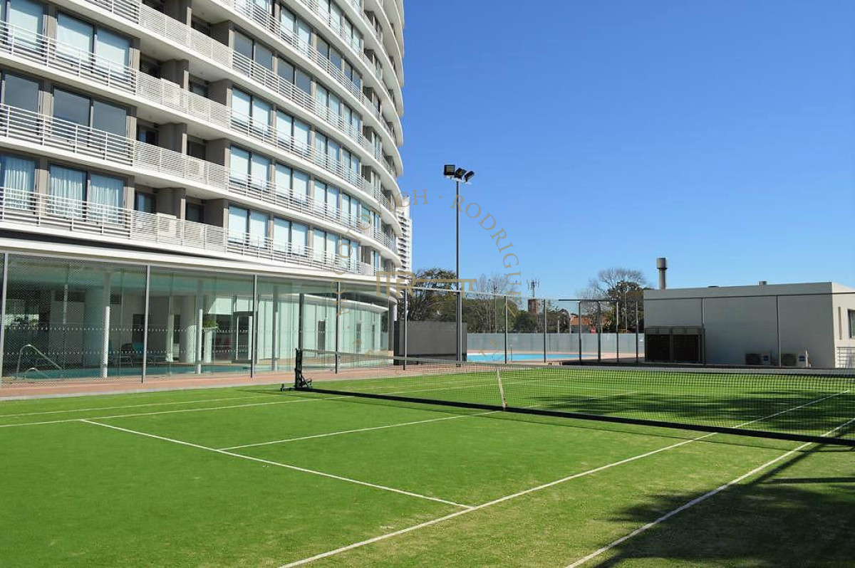 Apartamento ID.61 - Apartamento de 3 dormitorios en alquiler anual. Punta del Este