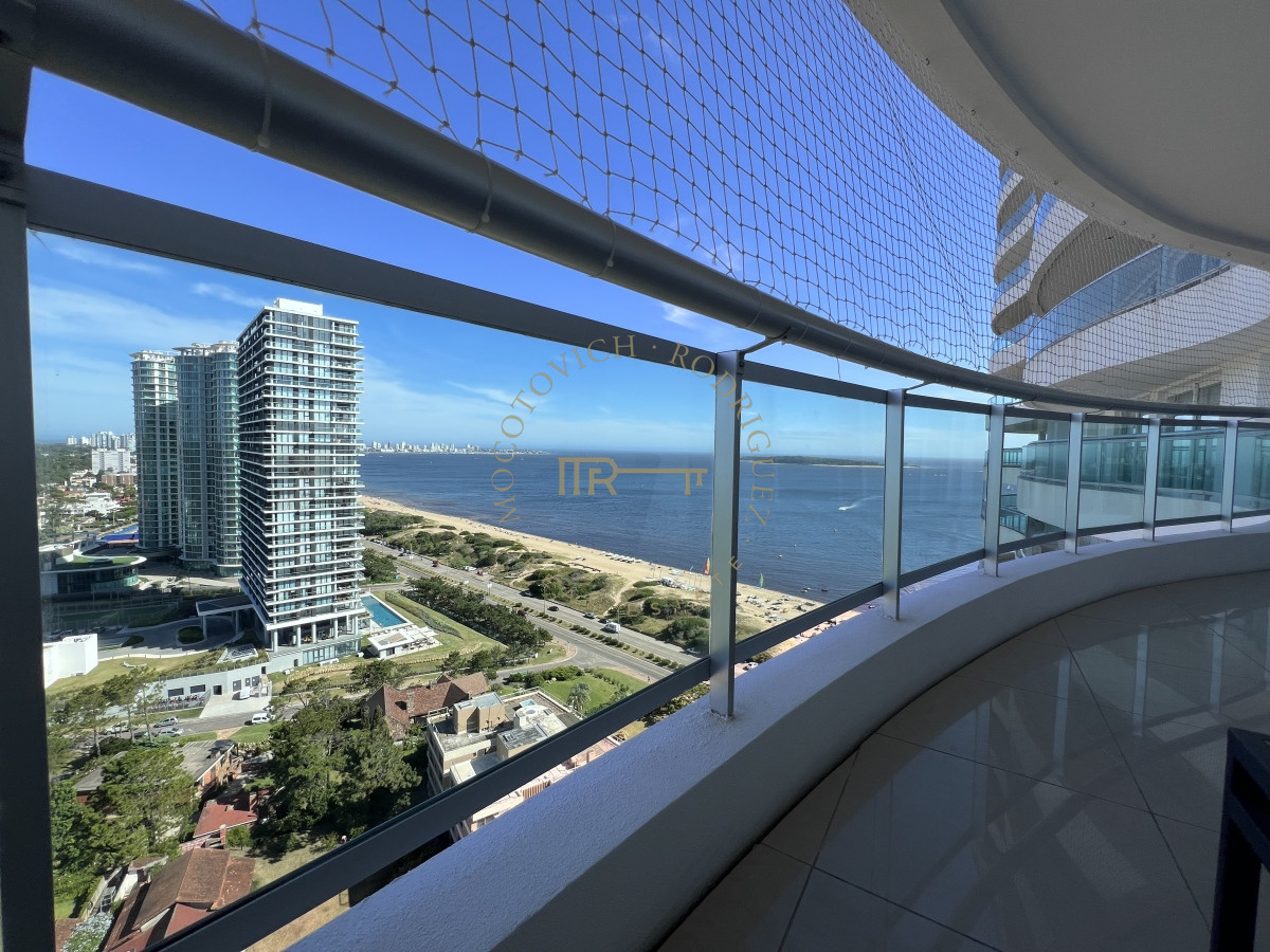Apartamento ID.23 - Aquarela apartamento en alquiler 2 dormitorios - Playa Mansa Punta del Este