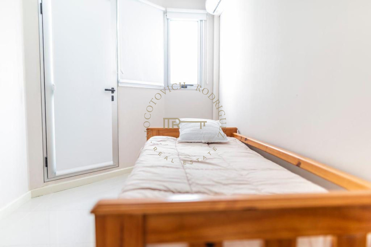 Apartamento ID.645 - Apartamento de 3 dormitorios mas dep. de servicio Roosevelt playa brava