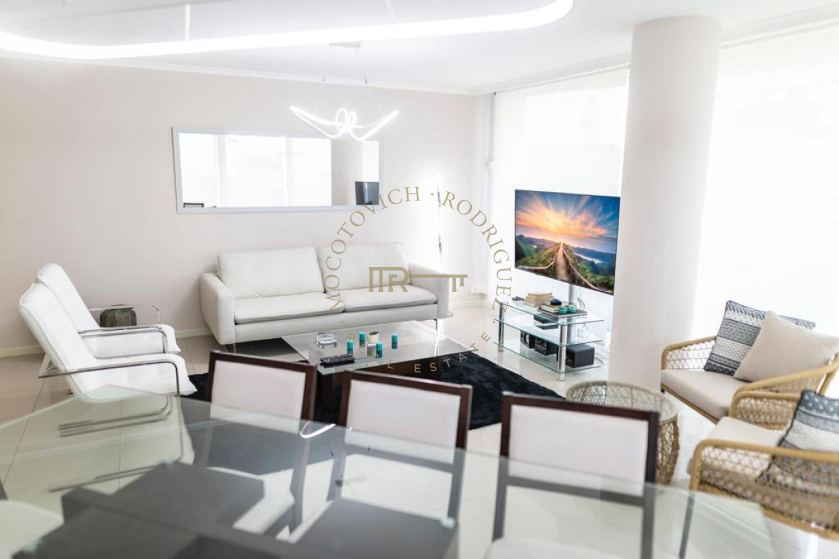 Apartamento ID.645 - Apartamento de 3 dormitorios mas dep. de servicio Roosevelt playa brava