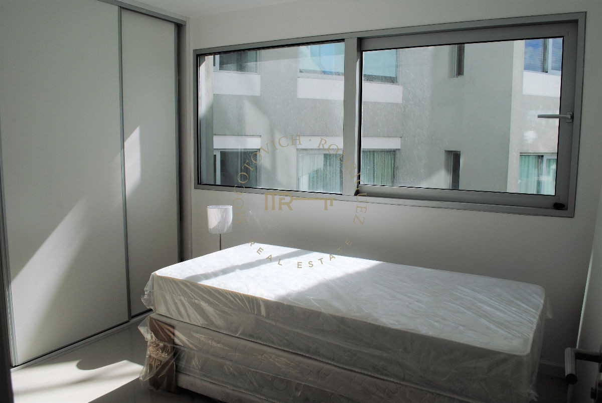 Apartamento ID.64 - Playa mansa apartamento en venta 2 dormitorios Punta del Este
