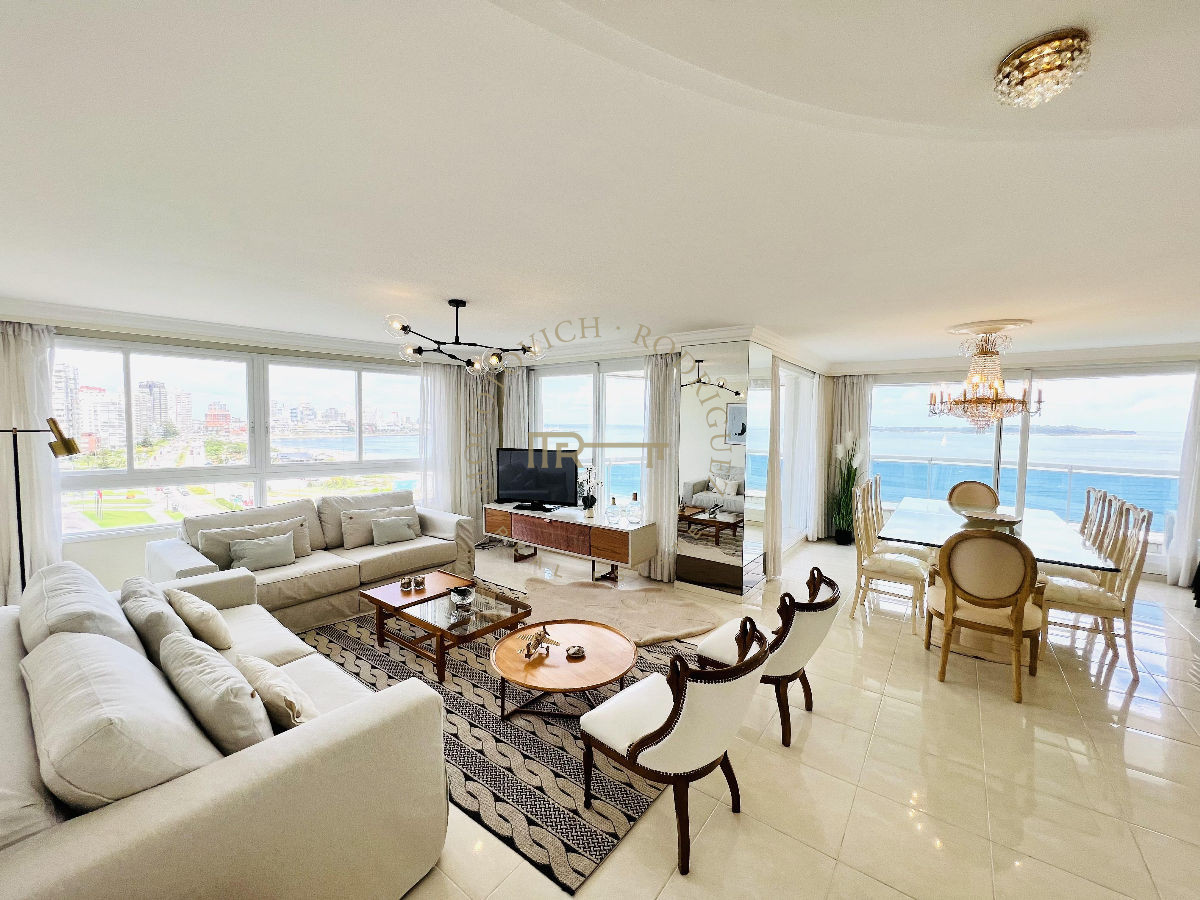 Apartamento ID.680 - Apartamento Millenium  3 dormitorios y sevicio Playa Mansa Punta del Este alquiler anual frente al mar