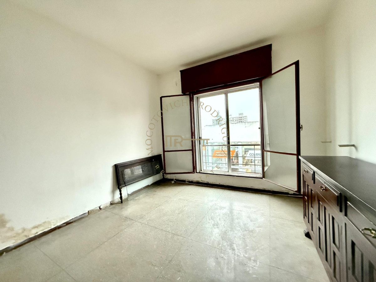Apartamento ID.3744 - Apartamento en venta en centro de Maldonado