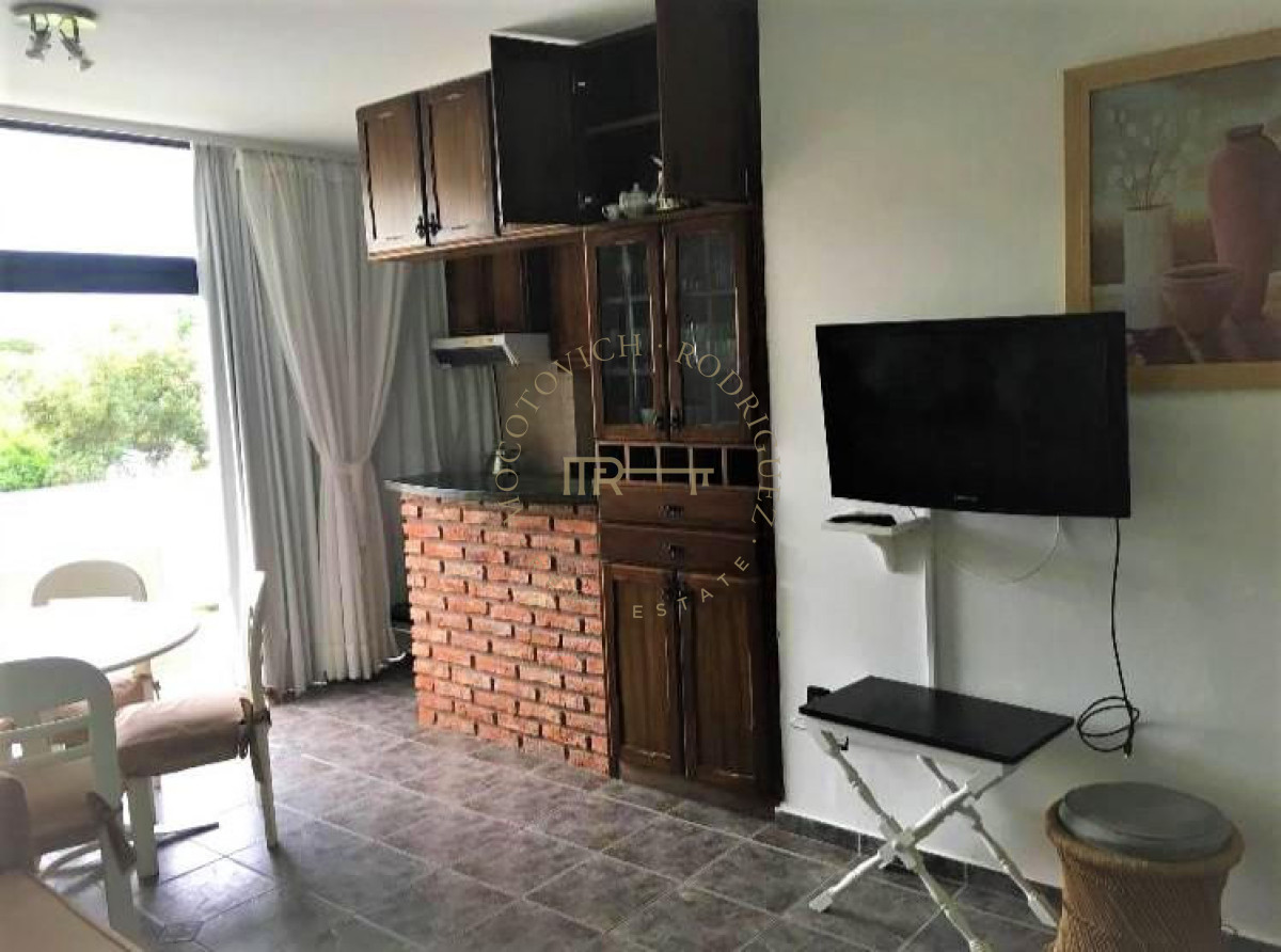 Apartamento ID.681 - Alquiler anual. Apartamento 2 dormitorios en alquiler  en Punta del este Aidy Grill