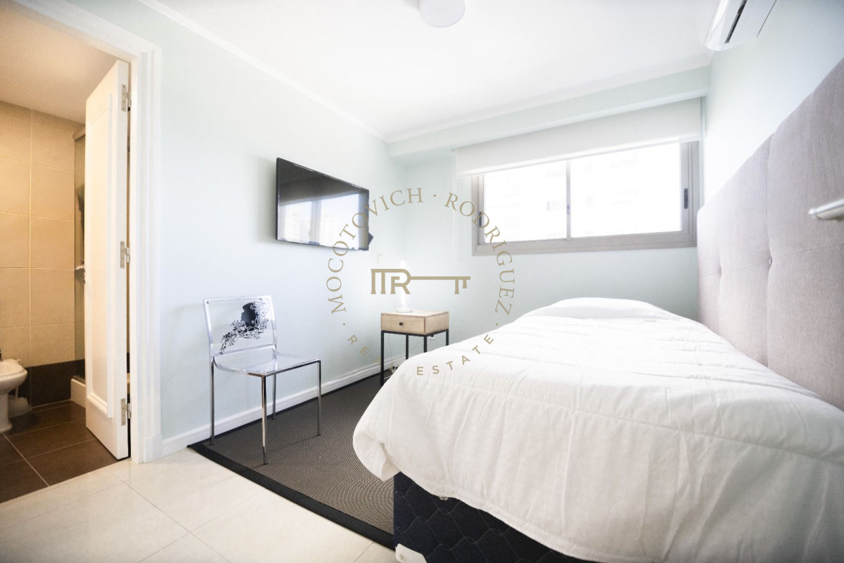 Apartamento ID.652 - Imperiale. Apartamento en venta - 4 dormitorios.-