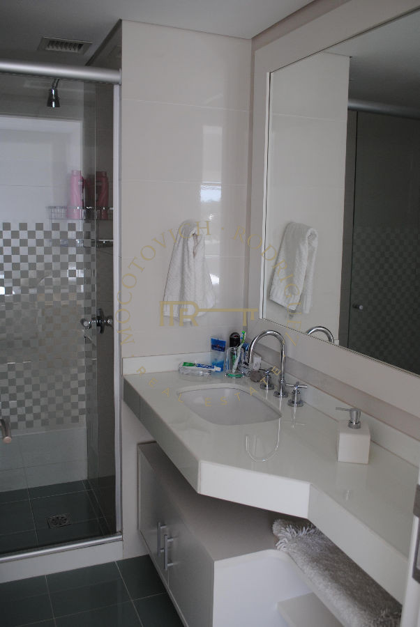 Apartamento ID.6 - Aquarela apartamento en venta de 4 dormitorios  Punta del Este Financia
