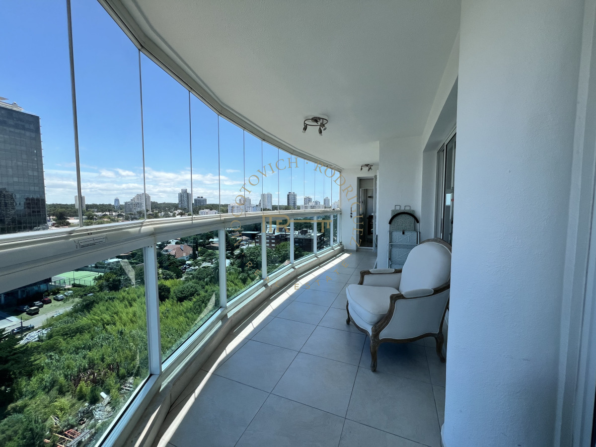Apartamento ID.3168 - Apartamento de 3 dormitorios en suite