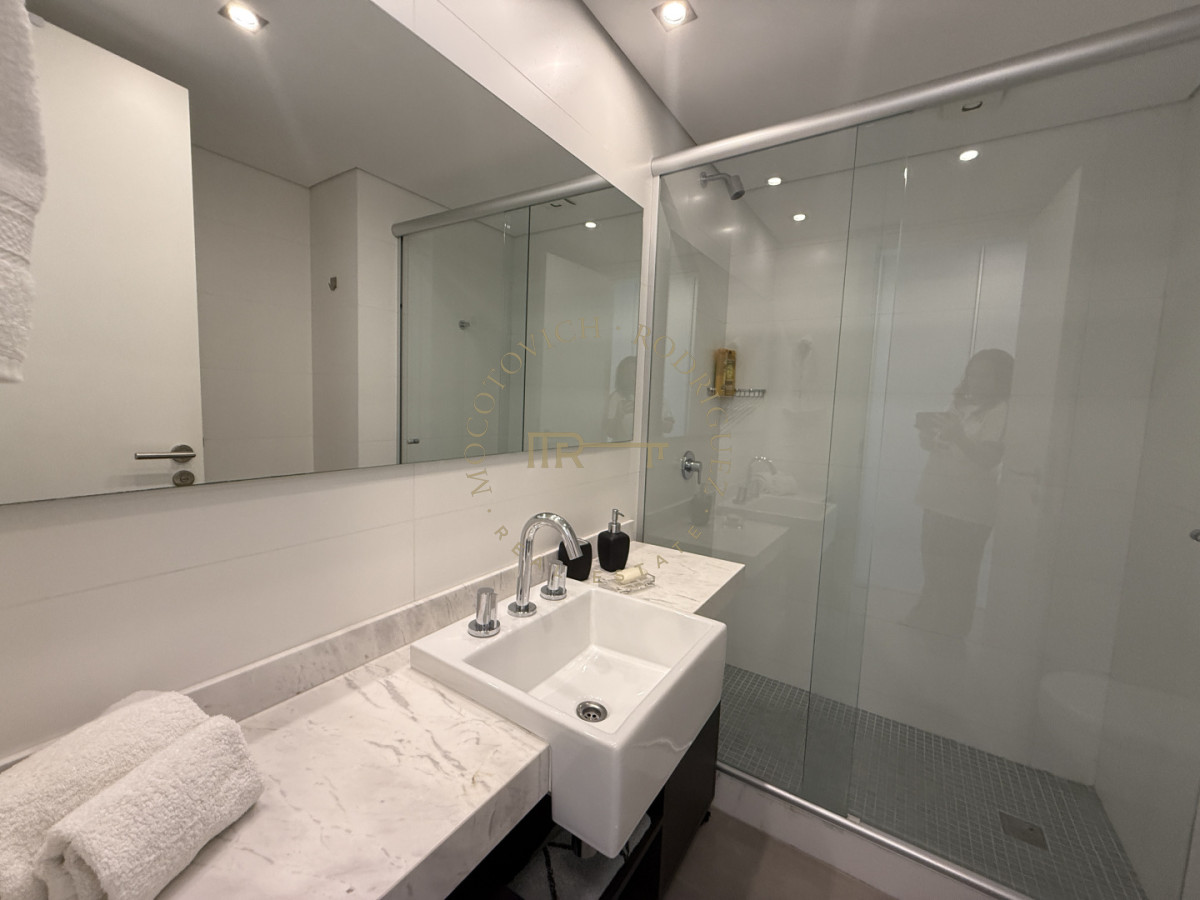 Apartamento ID.82 - Greenlife.  2 dormitorios en suite venta y alquiler - Punta del Este 2026