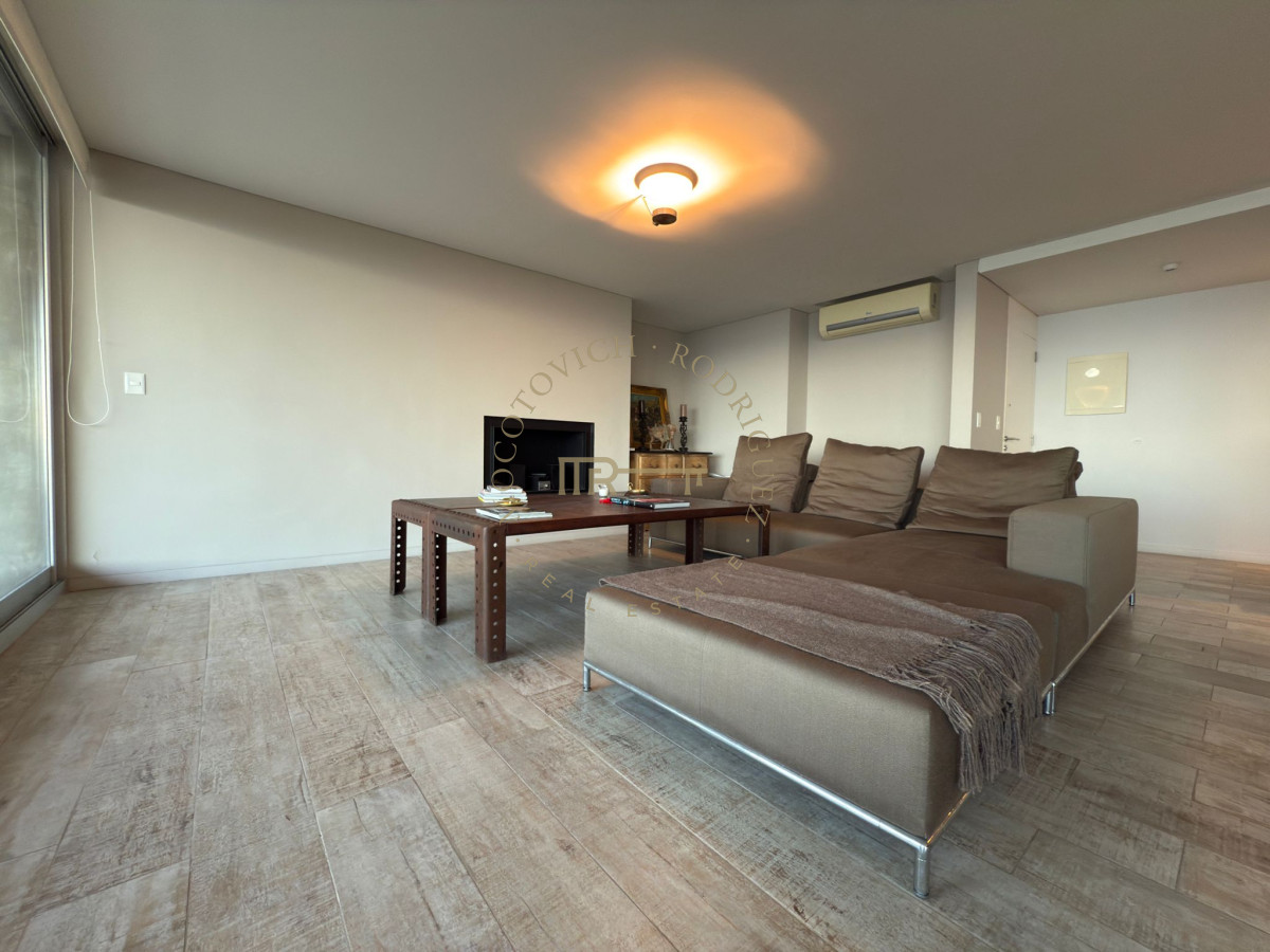 Apartamento ID.3987 - Apartamento en venta de 3dormitorios penthouse frente al mar