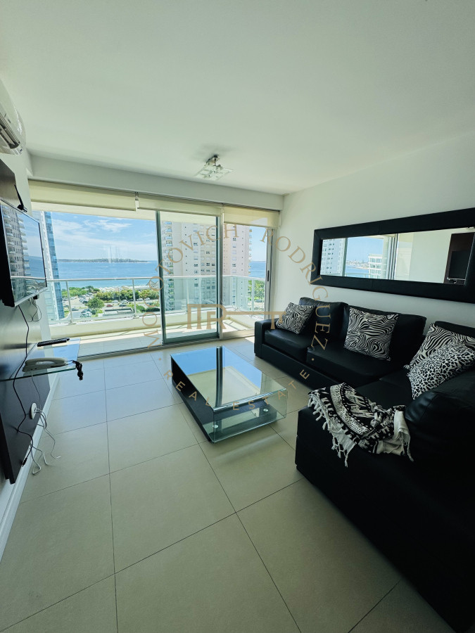 Apartamento ID.199 - Apartamento  Playa Mansa Alquiler temporal  2 dormitorios