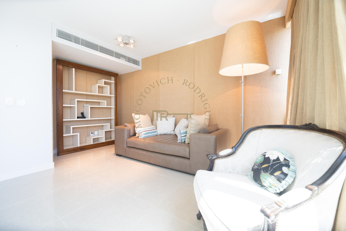 Apartamento ID.3032 - Torre Aquarela exclusivo apartamento en venta 4 dormitorios y dep. de servicio.