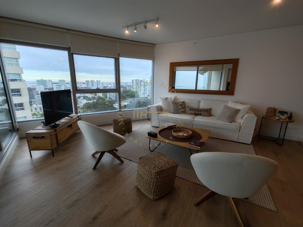 Apartamento ID.3800 - Apartamento en Trump Tower de 2 dormitorios piso alto con vista.