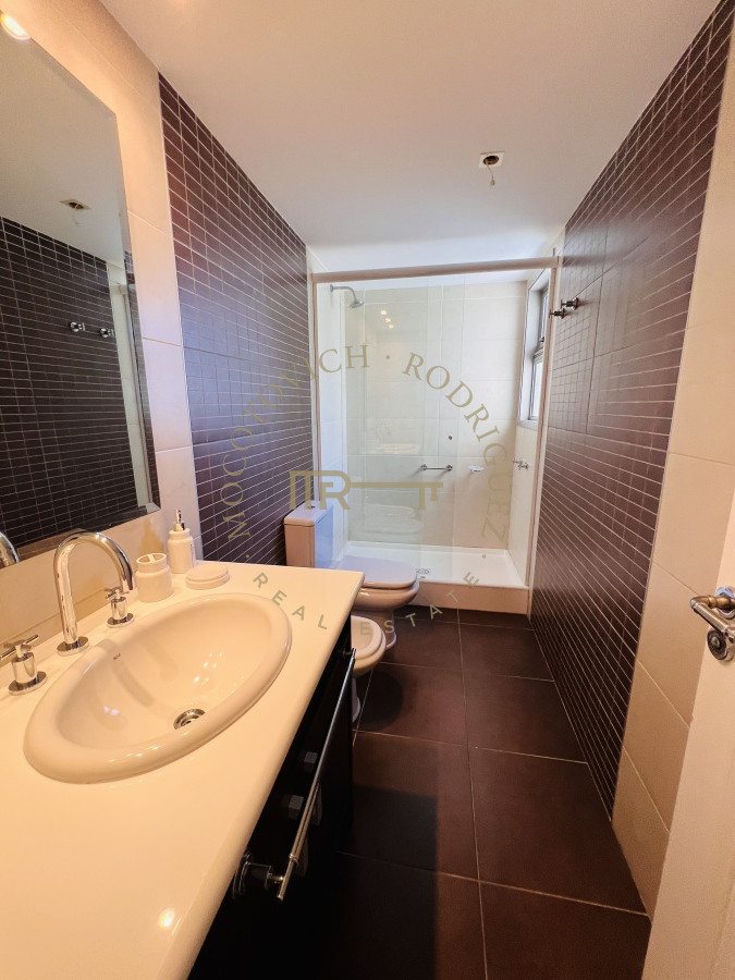 Apartamento ID.288 - Imperiale en venta 3 dormitorios + dep. de servicio. Vista al mar - Playa Brava
