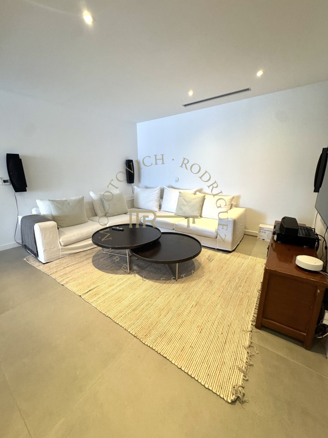 Apartamento ID.4087 - Apartamento de tres dormitorios y dependencia 