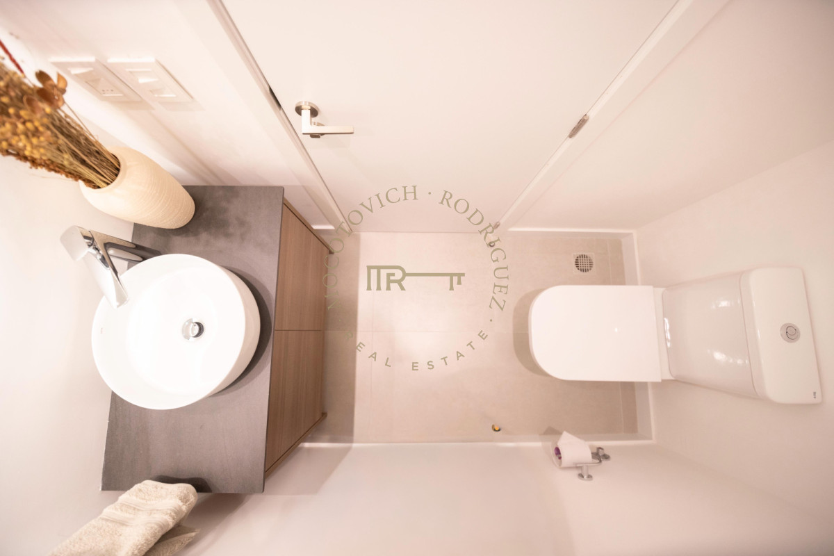 Apartamento ID.3394 - Venetian en Alquiler de verano 2026 tres suites y dependencia. Punta del Este 