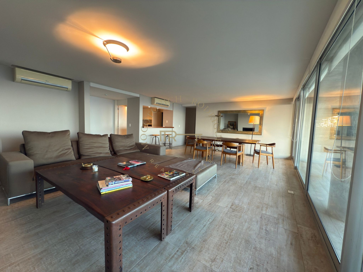 Apartamento ID.3987 - Apartamento en venta de 3dormitorios penthouse frente al mar