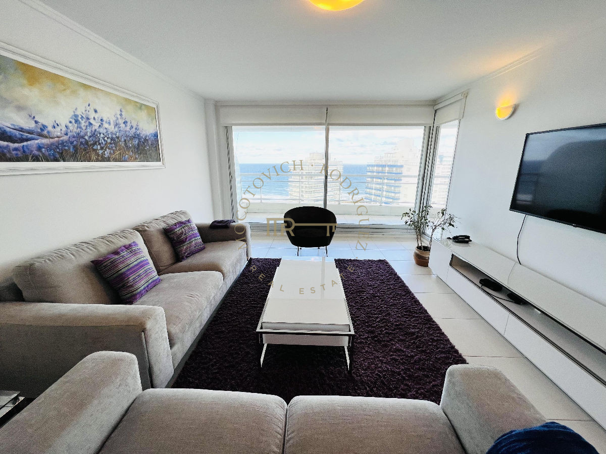 Apartamento ID.753 - Apartamento  Playa Brava 4 dormitorios en venta y alquiler temporal