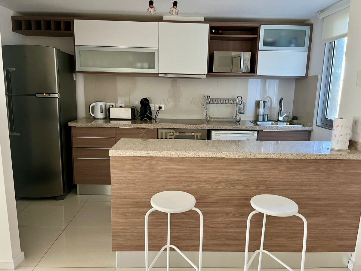 Apartamento ID.3706 - Apartamento en Alquiler en Gala vista