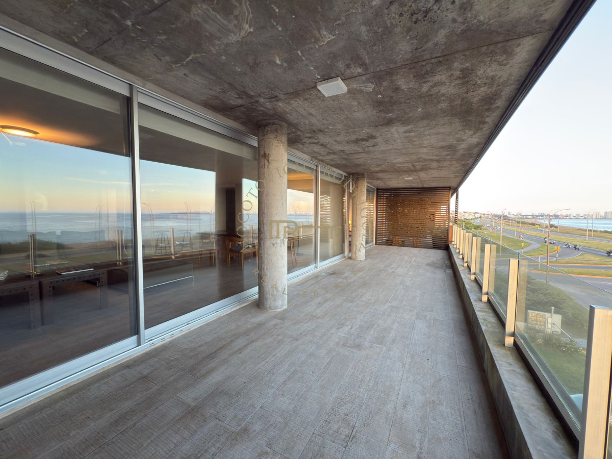 Apartamento ID.3987 - Apartamento en venta de 3dormitorios penthouse frente al mar