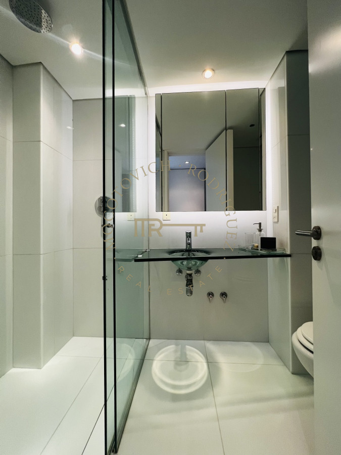 Apartamento ID.2377 - Exclusivo apartamento en venta  de categoría con 4 suites. Vista al mar 