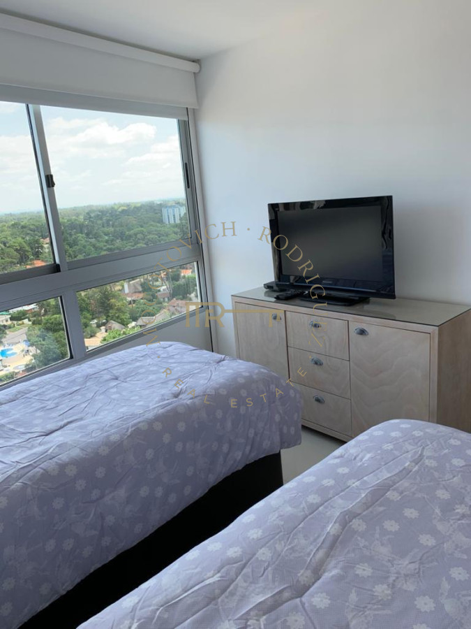 Apartamento ID.3200 - Alquiler de apartamento de 3 dormitorios