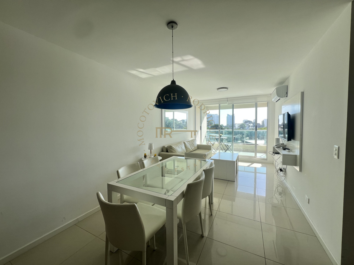 Apartamento ID.3226 - Apartamento de 1 dormitorio a pasos de todo y con amenities. Punta del Este. Verano 2026