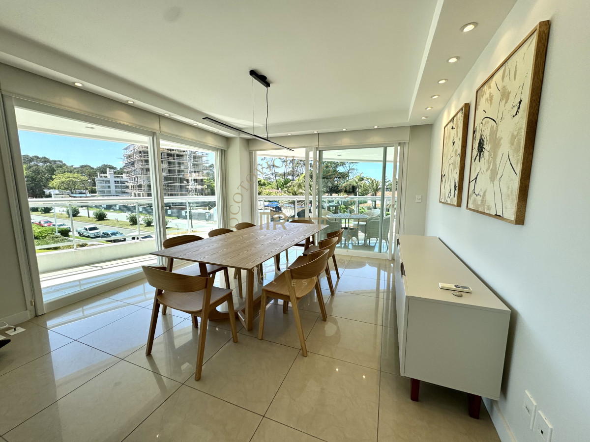 Apartamento ID.2635 - En venta. Apartamento en Torre Aquarela. 2 Dormitorios y dep. de servicio. 