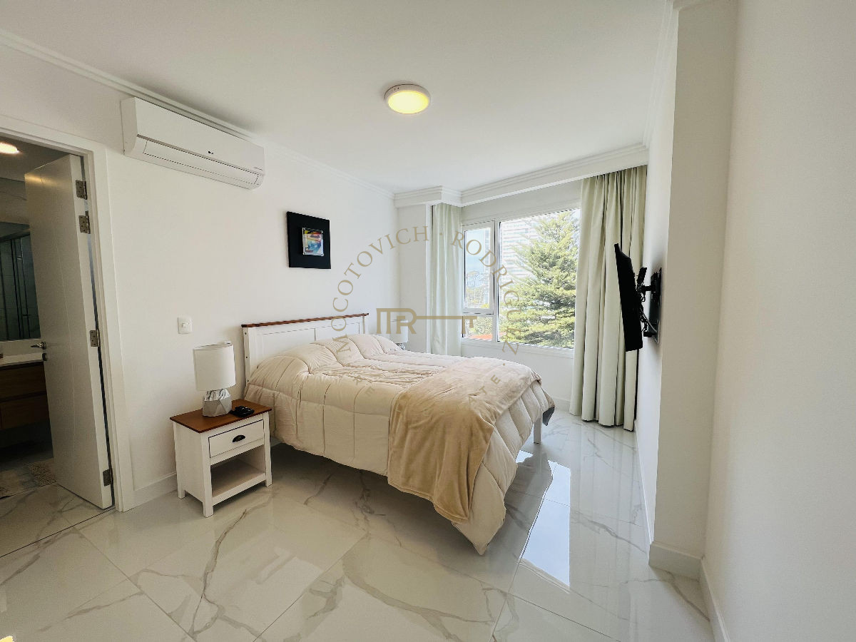Apartamento ID.838 - Paramount apartamento alquiler anual 2 dormitorios Punta del Este