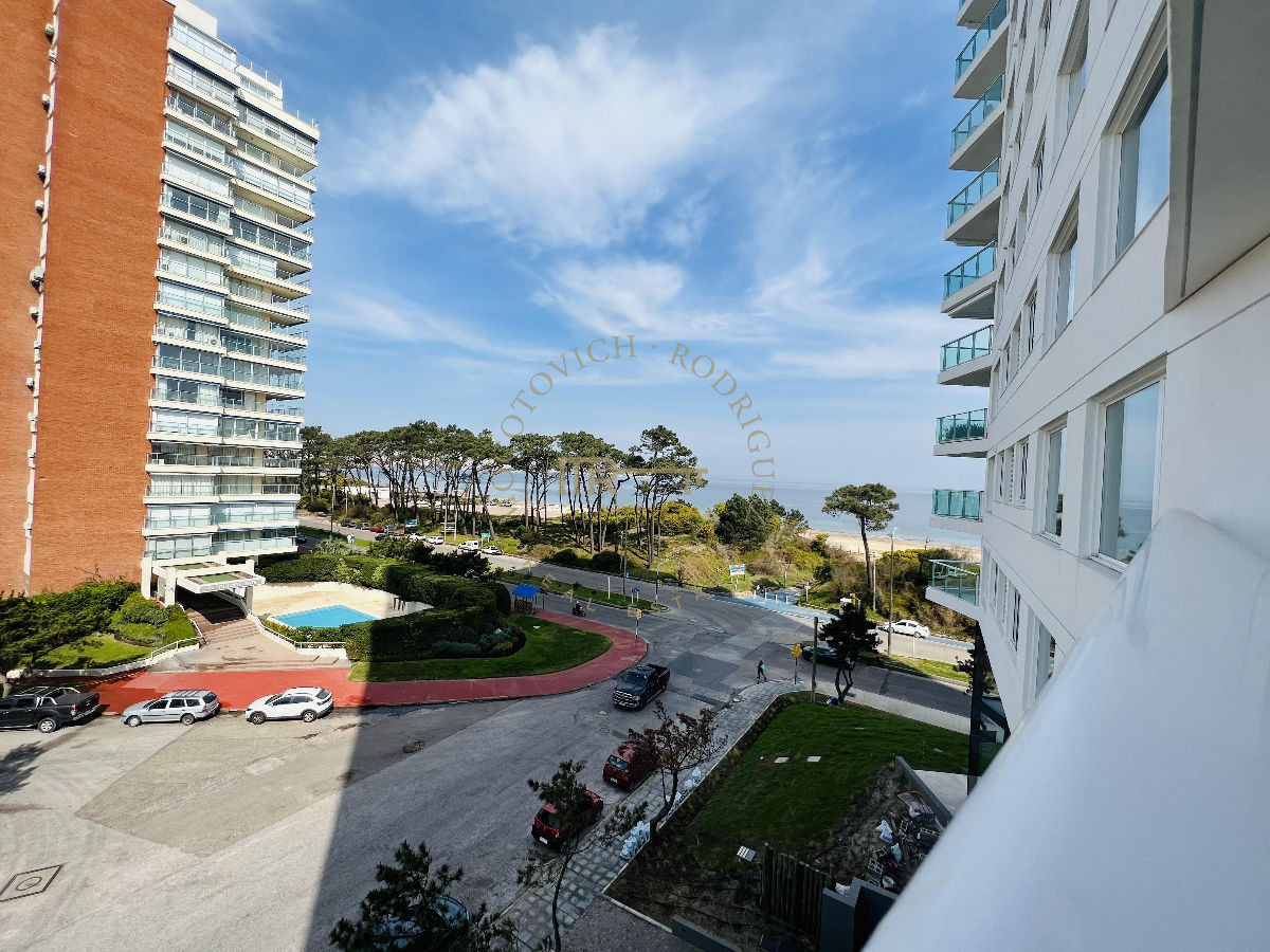 Apartamento ID.838 - Paramount apartamento alquiler anual 2 dormitorios Punta del Este