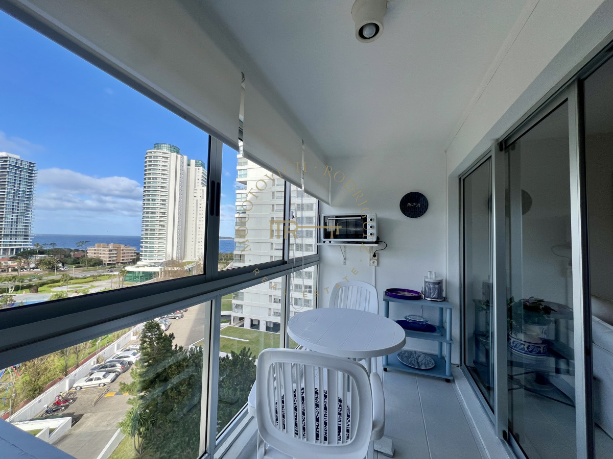 Apartamento ID.3268 - Apartamento 3 dormitorios en alquiler anual. Punta del este.