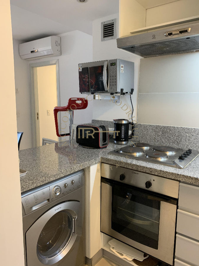 Apartamento ID.88 - Apartamento  - alquiler - 2 dormitorios - 2 baños - servicios Punta del Este