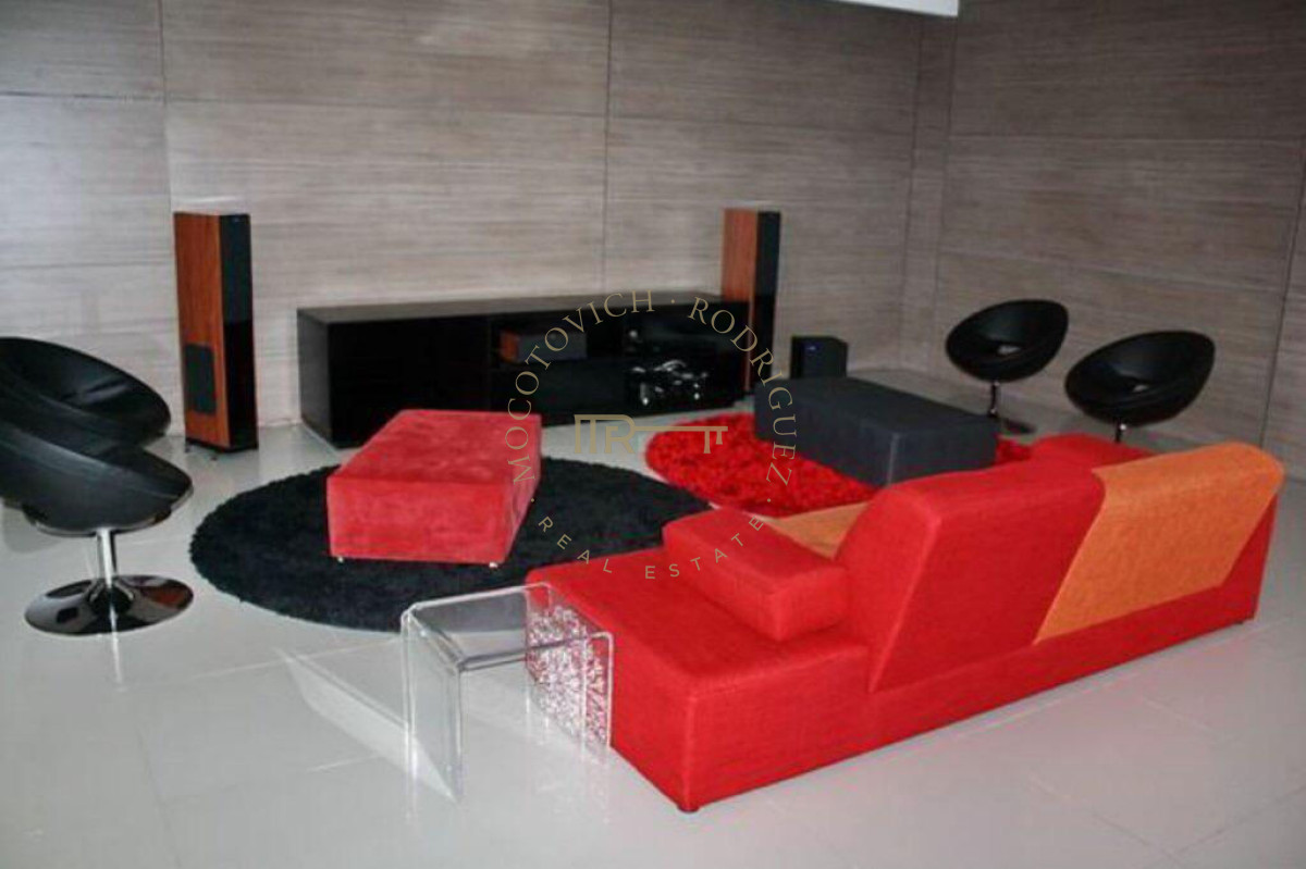 Apartamento ID.88 - Apartamento  - alquiler - 2 dormitorios - 2 baños - servicios Punta del Este